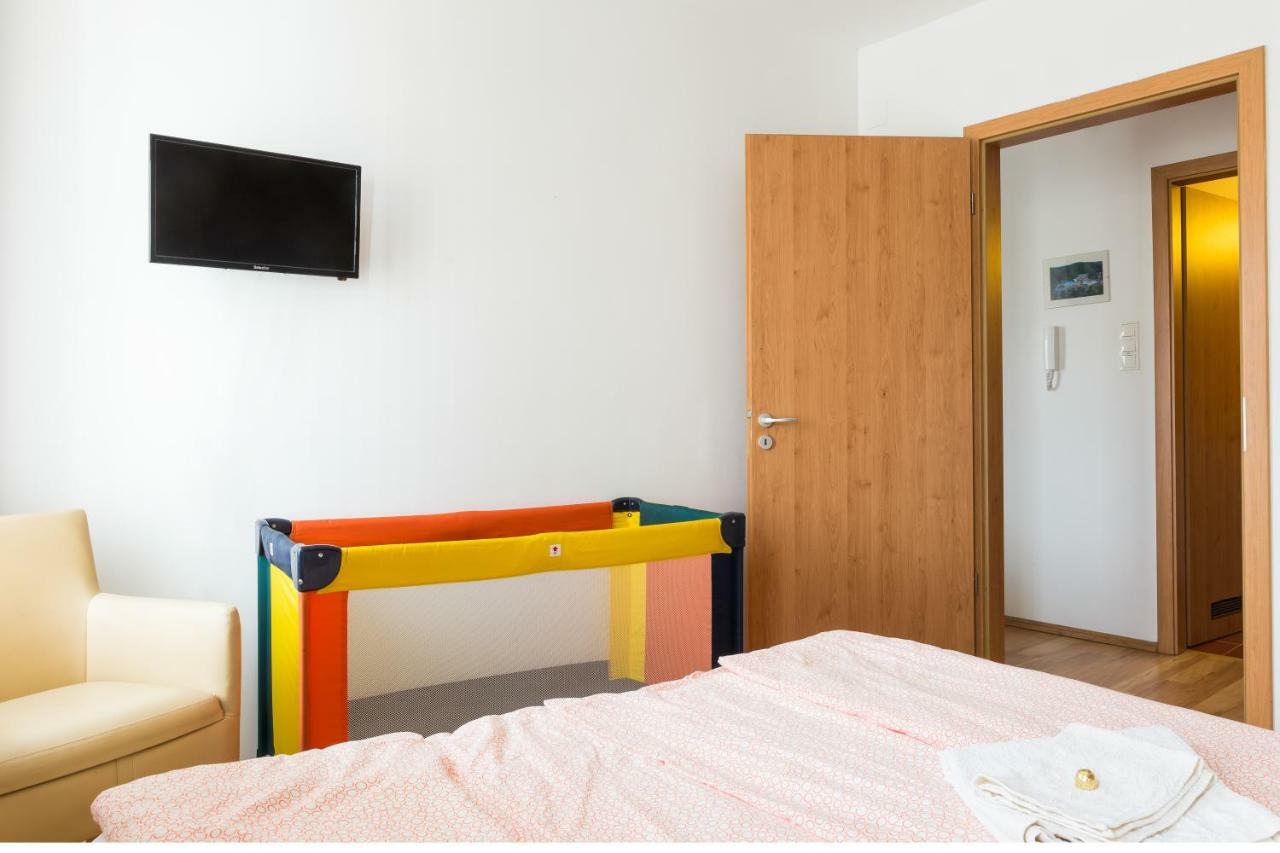 Mse Apartman Mişcolţ Exterior foto