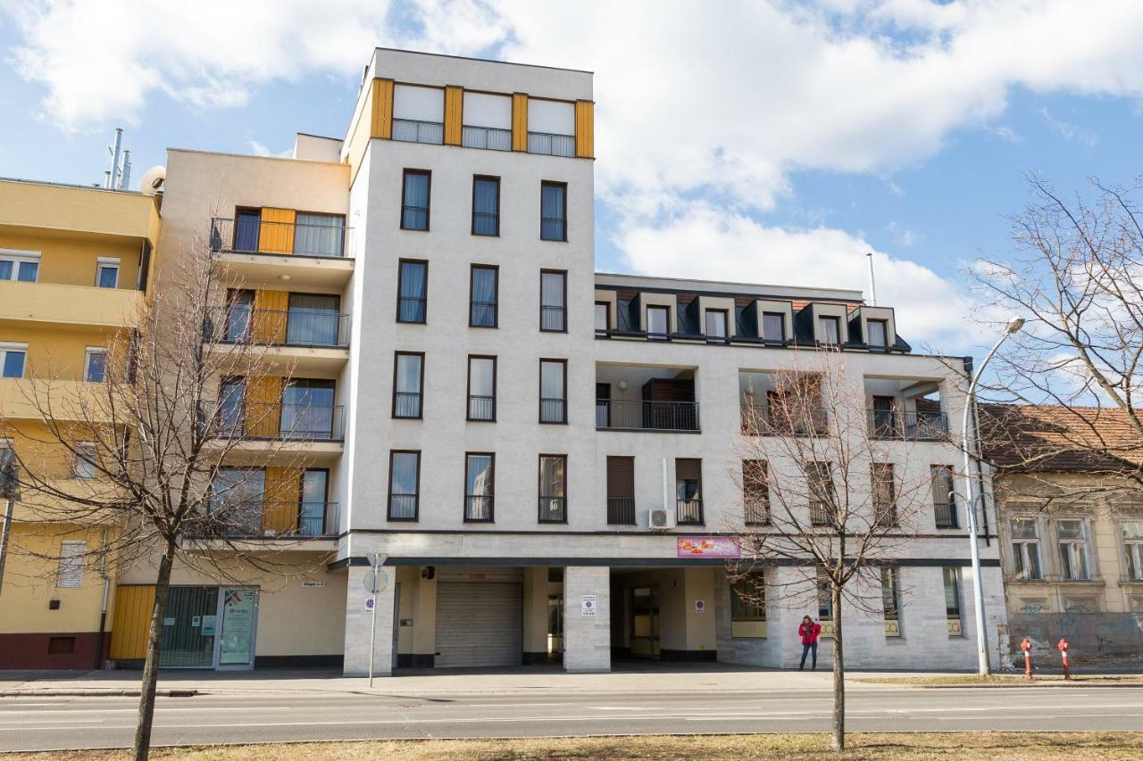 Mse Apartman Mişcolţ Exterior foto